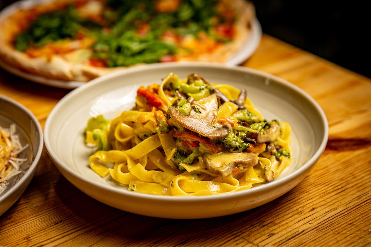 Pizza & Pasta Napoli-2